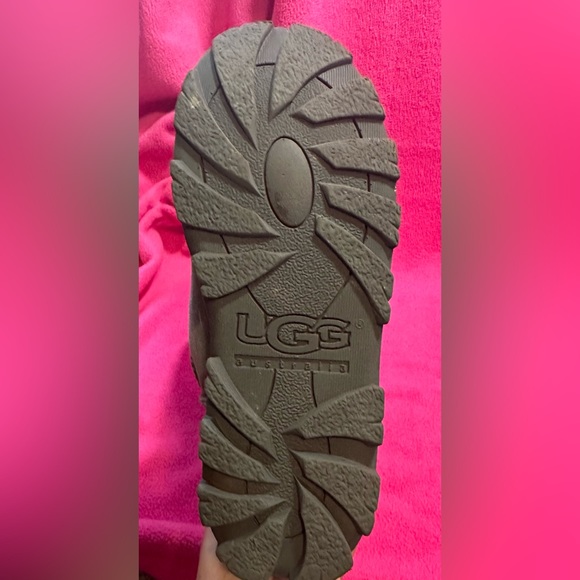 Gray tall Ugg boots size 9 women’s. Only worn a few times! - Picture 3 of 3